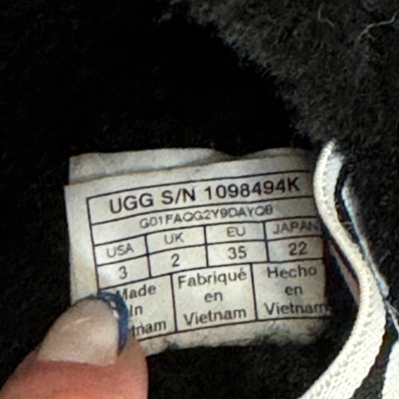 UGG girls Fluff Yeah Slippers slide on sandals faux fur kids fuzzy cozy house - Picture 5 of 13